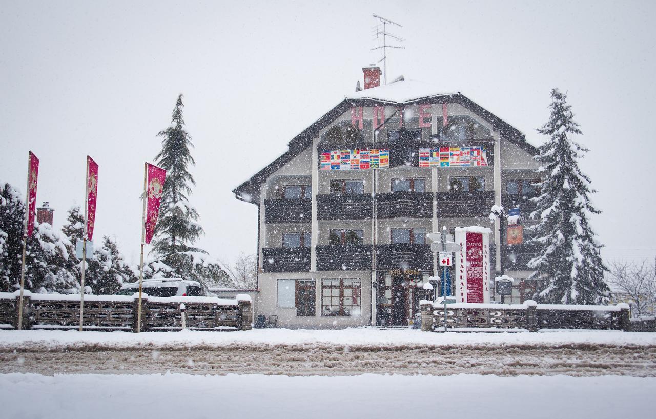 Hotel Krona Domžale Eksteriør bilde